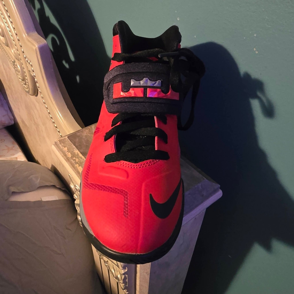 Nike Kids Lebron Red and Black Lace-Up Sneakers with Strap